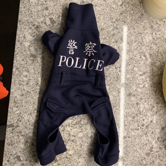 🚨🐾 PAWS & ORDER: Adorable Small Dog Police Officer Costume 🐾🚨 - Picture 2 of 6